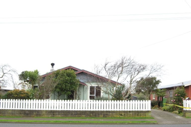 Photo of property in 9 Princes Street, Fitzroy, New Plymouth, 4312