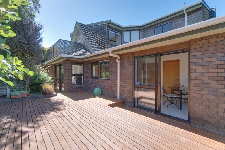 Photo of property in 45a Simla Crescent, Khandallah, Wellington, 6035