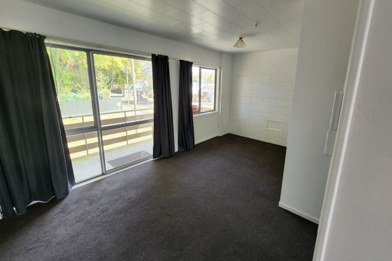 Photo of property in 2/16 Thames Street, Claudelands, Hamilton, 3214