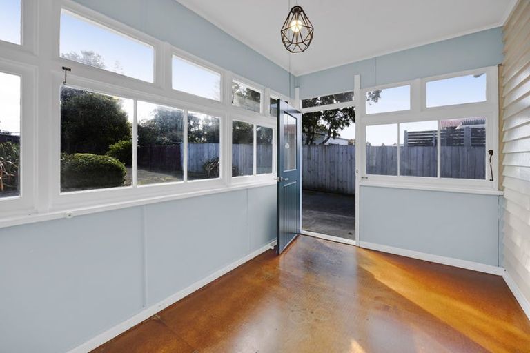 Photo of property in 63 Gladstone Street, Hawera, 4610