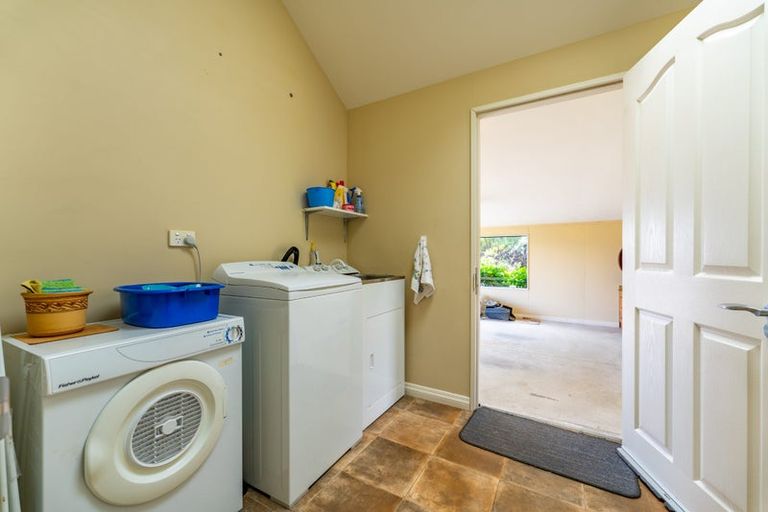 Photo of property in 134 Kemp Road, Hillgrove, Moeraki, 9482