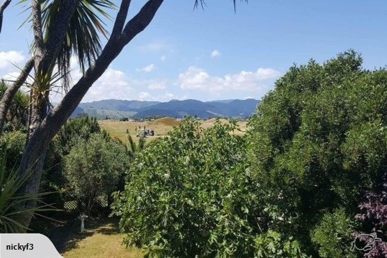 Photo of property in 24 Golf Road, Paraparaumu Beach, Paraparaumu, 5032