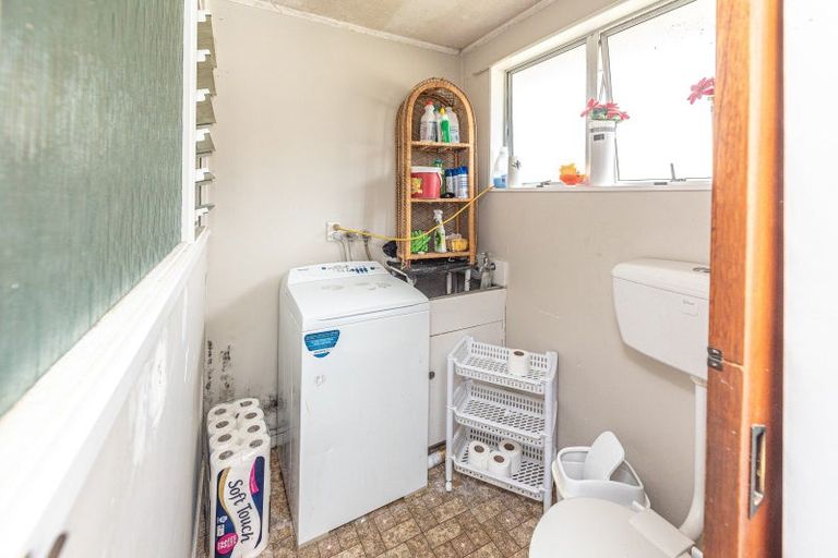 Photo of property in 28 Ward Street, Aramoho, Wanganui, 4500