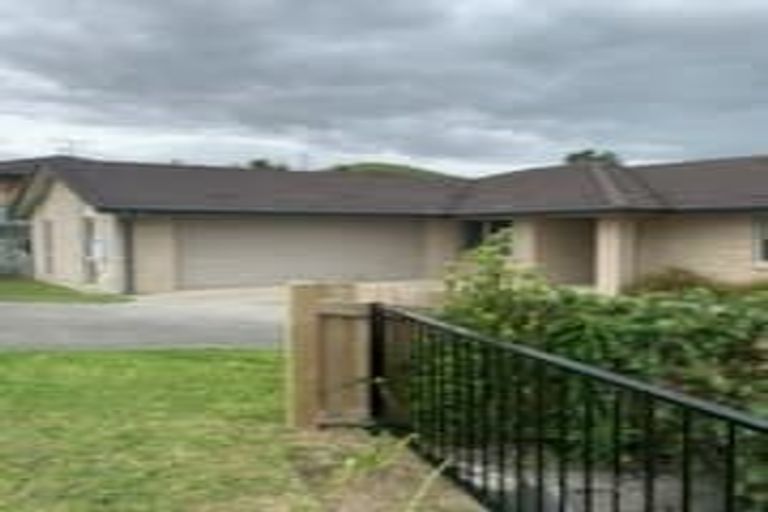 Photo of property in 28 Falcon Drive, Welcome Bay, Tauranga, 3112