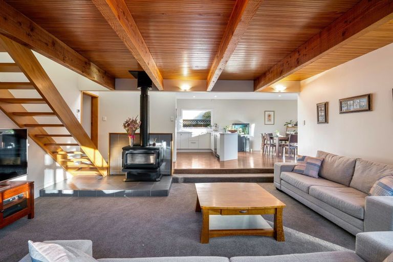 Photo of property in 36 Tui Street, Fendalton, Christchurch, 8041