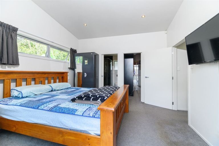 Photo of property in 140a Solar Road, Glen Eden, Auckland, 0602