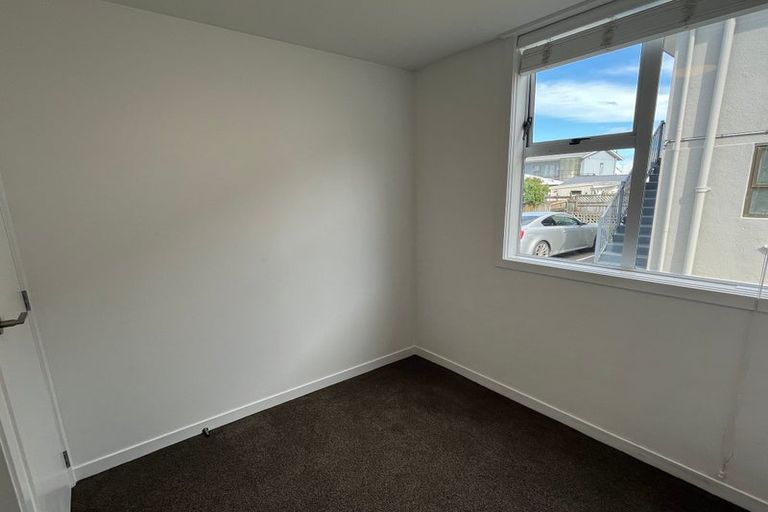 Photo of property in 11/76 Freyberg Street, Lyall Bay, Wellington, 6022
