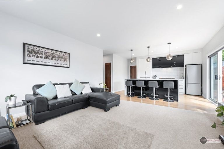 Photo of property in 44 Hardy Street, Waterloo, Lower Hutt, 5011