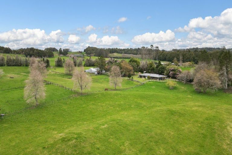 Photo of property in 156 Kaharoa Road, Hamurana, Rotorua, 3096