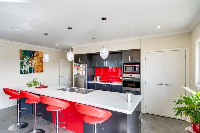 Photo of property in 79 Mcelwee Street, Jervoistown, Napier, 4112