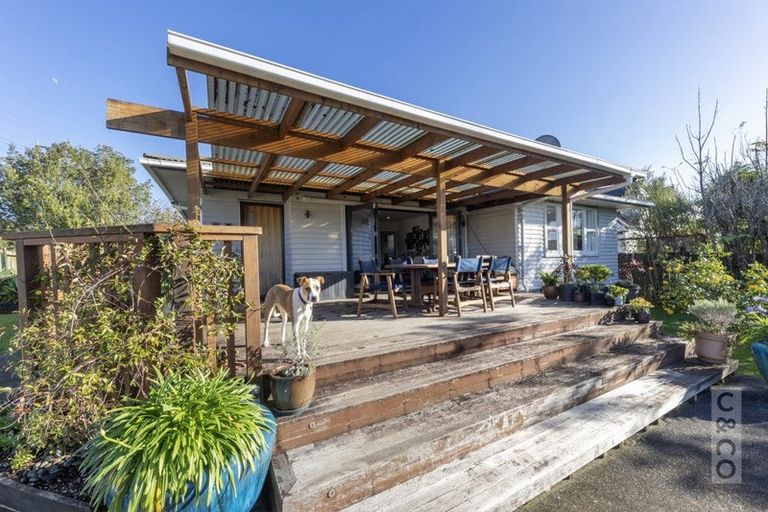 Photo of property in 33 Maude Street, Riverhead, 0820