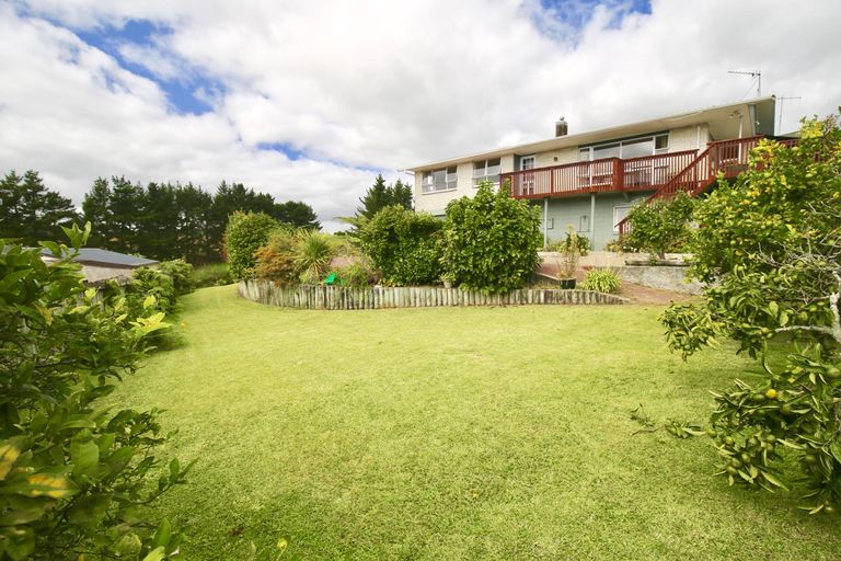 Photo of property in 28 Mcvie Road, Huntly, 3700