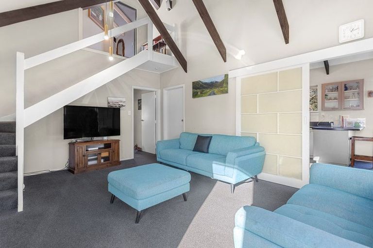 Photo of property in 1/4 Camrose Place, Ilam, Christchurch, 8041