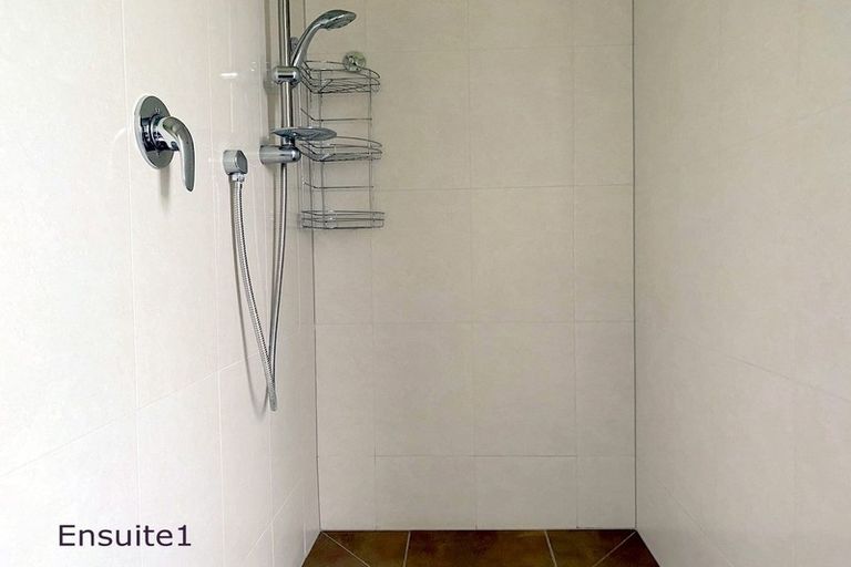 Photo of property in 36a Madison Street, Cambridge, 3434