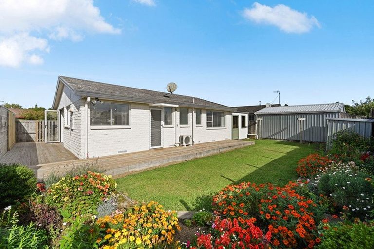 Photo of property in 13b Sandalwood Drive, Dinsdale, Hamilton, 3204