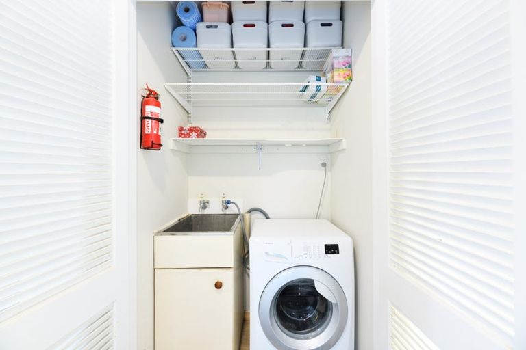 Photo of property in 31 Pomaria Road, Henderson, Auckland, 0610