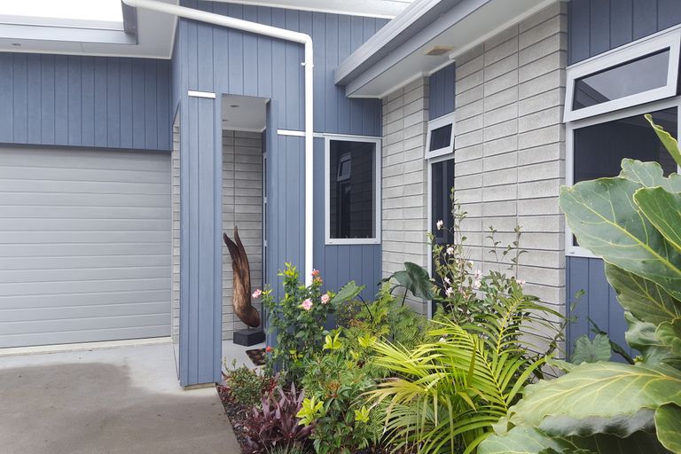 Photo of property in 29b Seabreeze Road, Mangawhai Heads, Mangawhai, 0505
