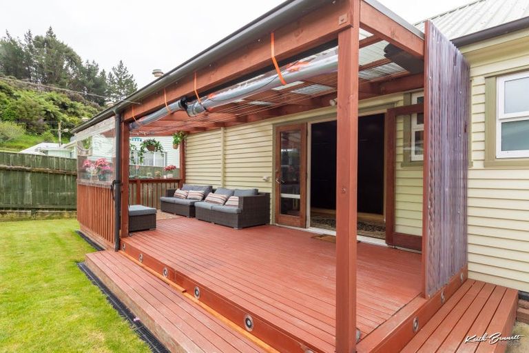 Photo of property in 3 Ingram Street, Naenae, Lower Hutt, 5011