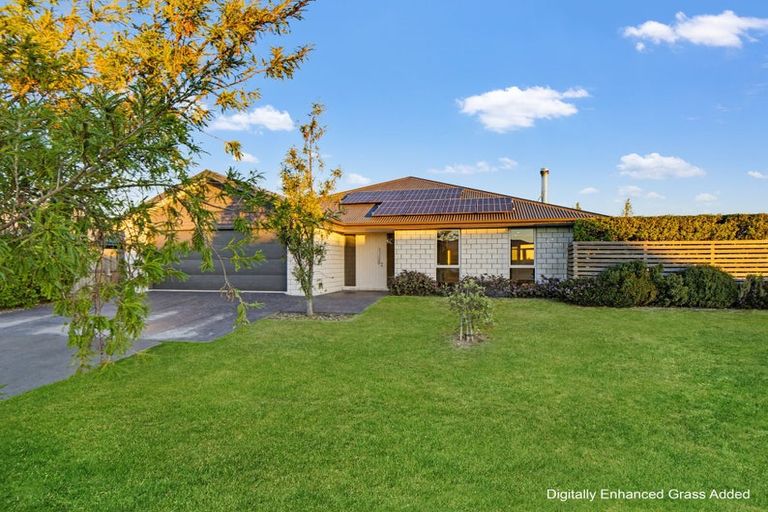 Photo of property in 4 Denton Street, Amberley, 7410