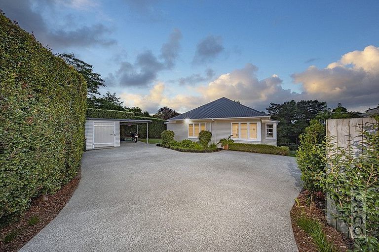 Photo of property in 5 Norglen Lane, Riverhead, 0820