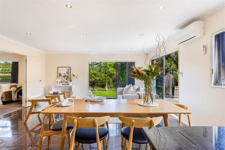 Photo of property in 59a Hewlett Road, Massey, Auckland, 0614