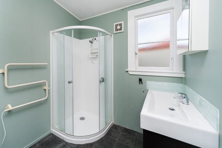 Photo of property in 72b Albert Street, Palmerston North, 4414