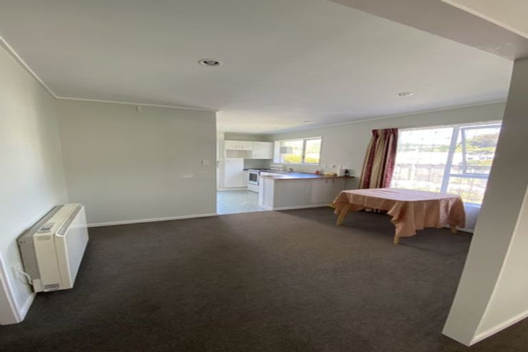 Photo of property in 36a Chamberlain Road, Karori, Wellington, 6012