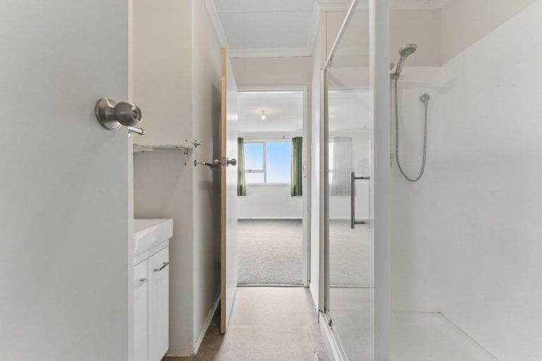 Photo of property in 25 Karamea Crescent, Kelvin Grove, Palmerston North, 4414