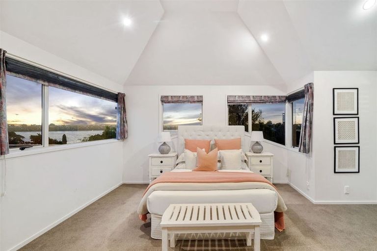 Photo of property in 316 Hurstmere Road, Takapuna, Auckland, 0622