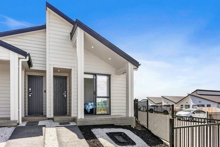 Photo of property in 3a Enchantment Lane, Karaka, Papakura, 2113