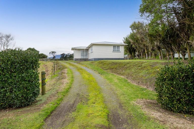 Photo of property in 6314 South Road, Pungarehu, Opunake, 4685
