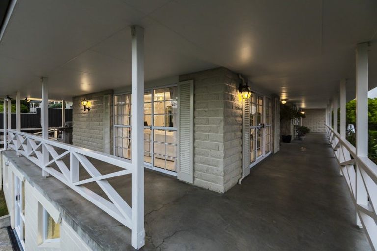 Photo of property in 81 Churchill Drive, Taradale, Napier, 4112