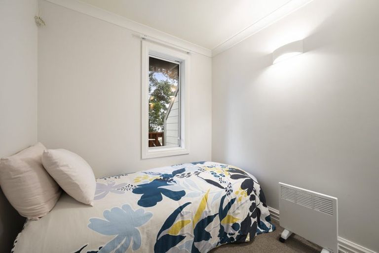 Photo of property in 13c Lawrence Street, Newtown, Wellington, 6021