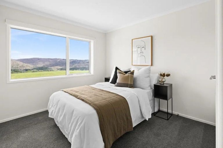 Photo of property in 170 Eskridge Drive, Eskdale, Napier, 4182