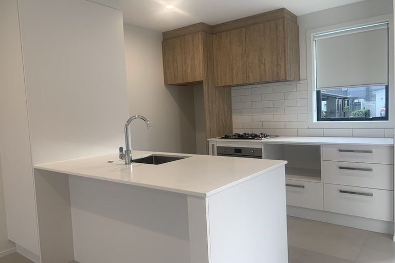 Photo of property in 144 Te Napi Drive, Takanini, Auckland, 2112