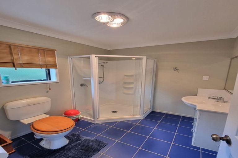 Photo of property in 22 Kaiwaka Road, Waiuku, 2123