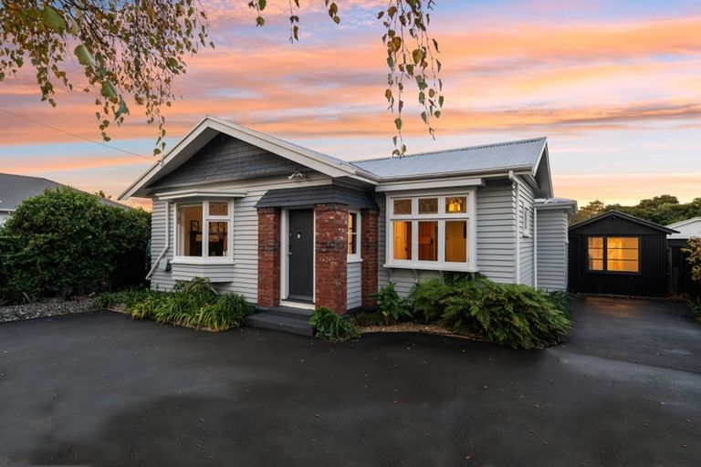 Photo of property in 65 Main Road, Redcliffs, Christchurch, 8081