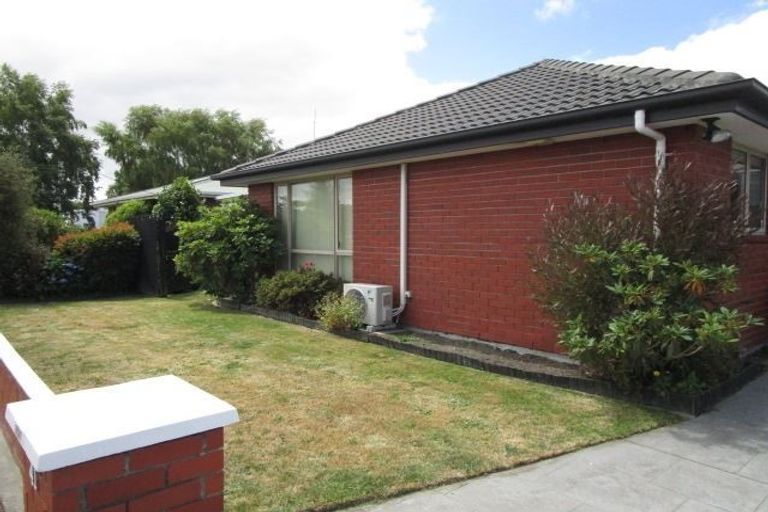 Photo of property in 41 Seymour Street, Hornby, Christchurch, 8042