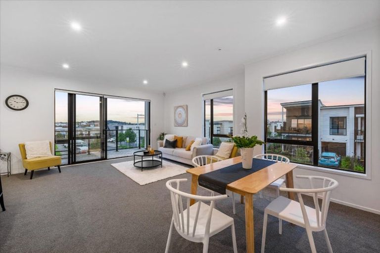 Photo of property in 16 Malcolm Calder Road, Hobsonville, Auckland, 0616
