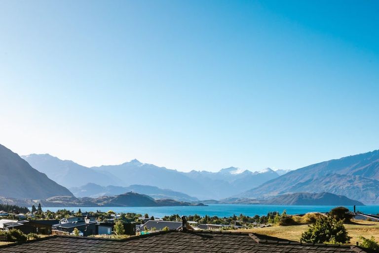 Photo of property in 17a Mataraki Place, Wanaka, 9305