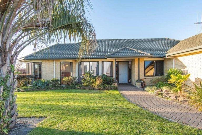 Photo of property in 1 Kochia Avenue, Pyes Pa, Tauranga, 3112