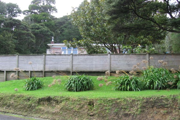 Photo of property in 48 Tainui Road, Titirangi, Auckland, 0604