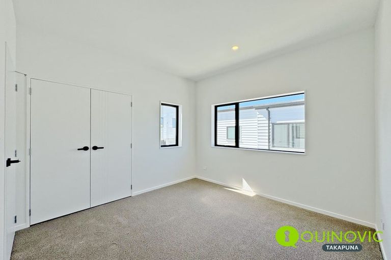 Photo of property in 7d Buisson Glade, West Harbour, 0618