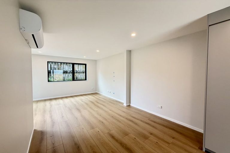 Photo of property in 42b Westgate Drive, Westgate, Auckland, 0614