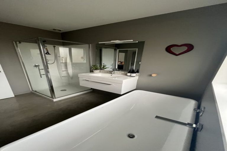 Photo of property in 228 Opawa Road, Hillsborough, Christchurch, 8022