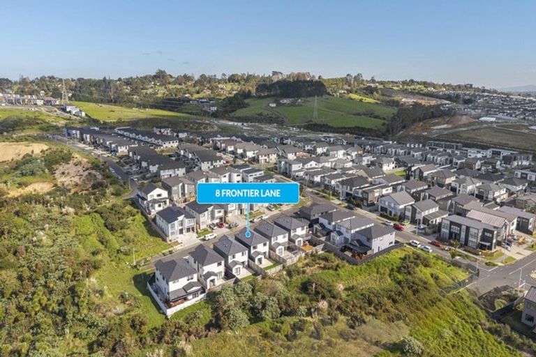 Photo of property in 8 Frontier Lane, Flat Bush, Auckland, 2019