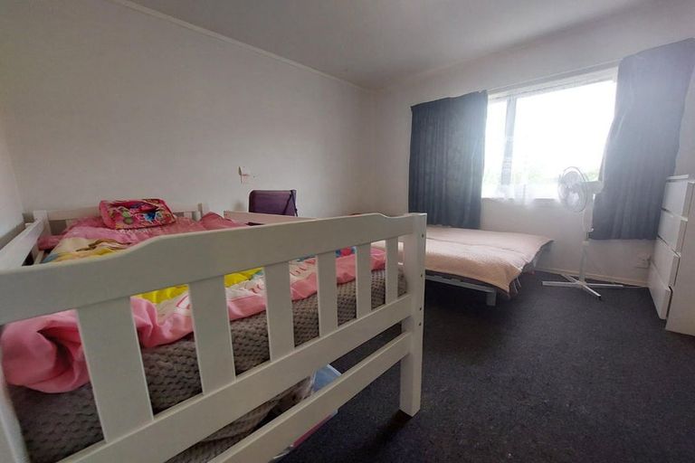 Photo of property in 5 Foundation Place, Glen Eden, Auckland, 0602