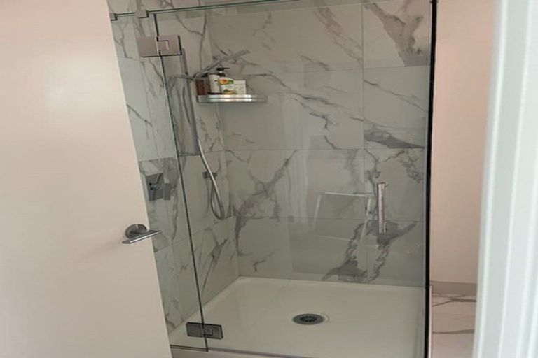 Photo of property in 8/79 Taikata Road, Te Atatu Peninsula, Auckland, 0610