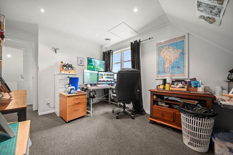 Photo of property in 121 Fairview Avenue, Fairview Heights, Auckland, 0632