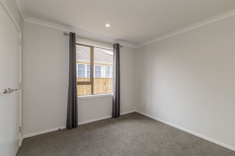 Photo of property in 2 Matene Place, Papamoa Beach, Papamoa, 3118